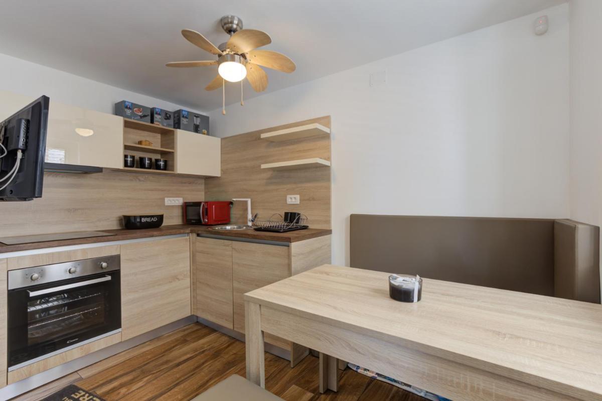 Cvrk Family House נובי ווינודולסקי מראה חיצוני תמונה