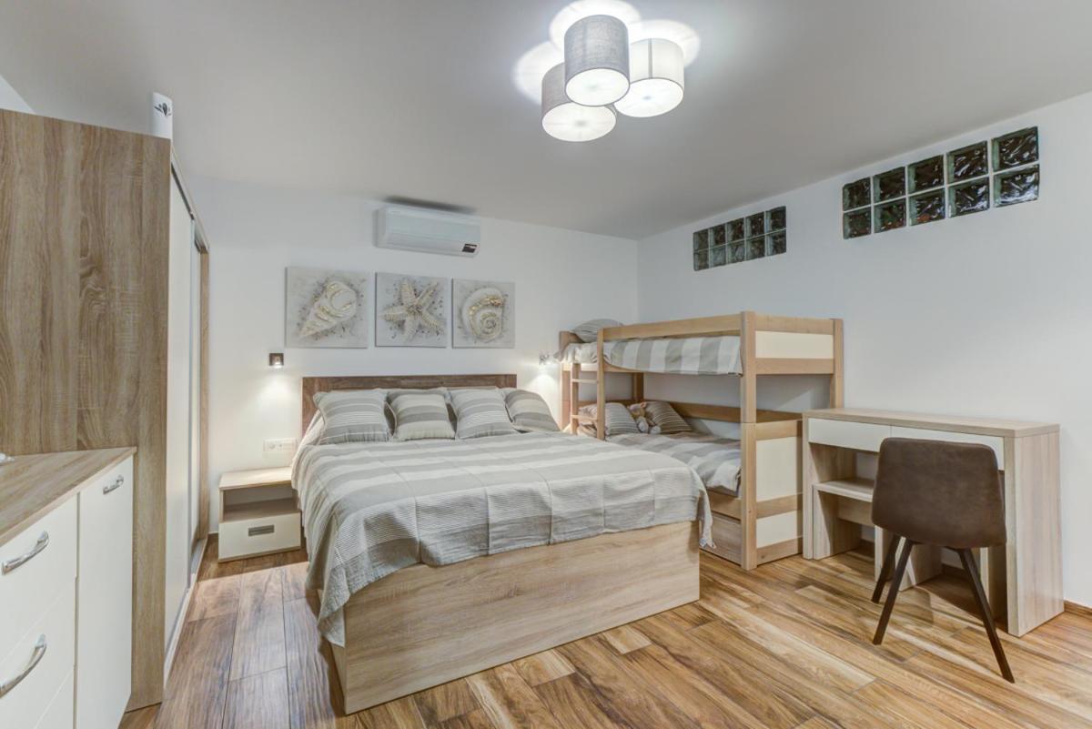 Cvrk Family House נובי ווינודולסקי מראה חיצוני תמונה