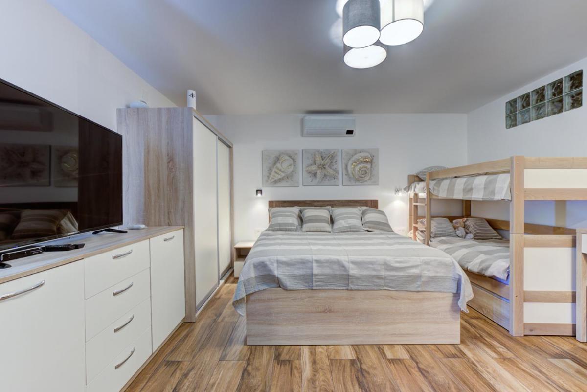 Cvrk Family House נובי ווינודולסקי מראה חיצוני תמונה