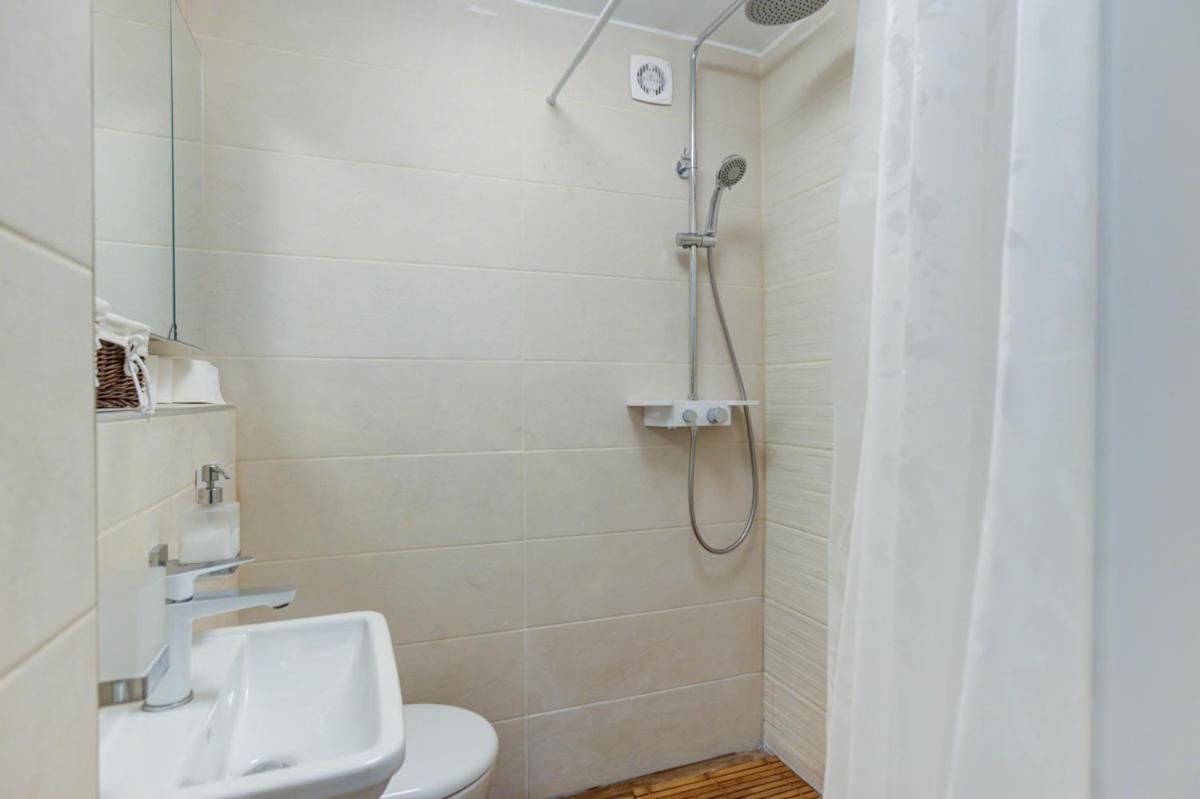 Cvrk Family House נובי ווינודולסקי מראה חיצוני תמונה